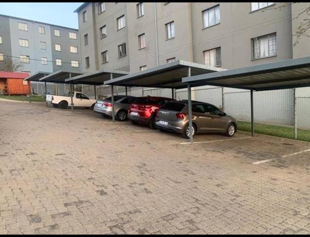 2 BEDROOM PROPERTY TO RENT IN FLEURHOF